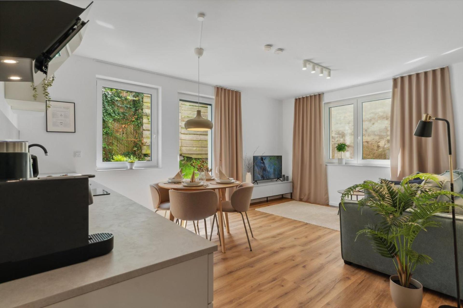 Deluxe Apartment In Bielefeld City Mit Parkplatz Und Terrasse Eksteriør billede