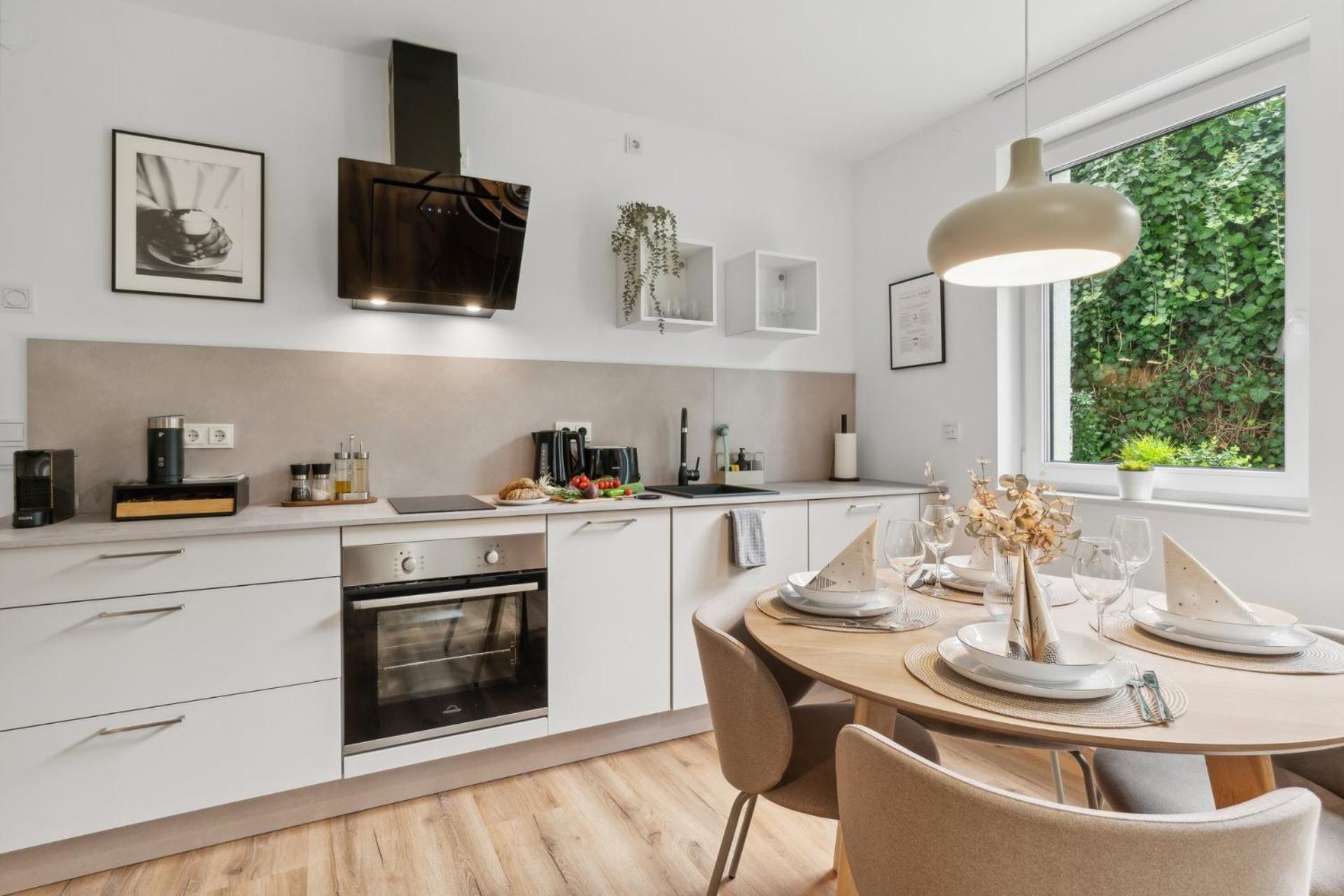 Deluxe Apartment In Bielefeld City Mit Parkplatz Und Terrasse Eksteriør billede